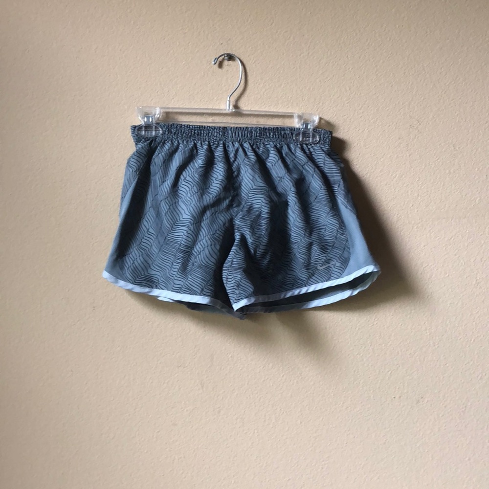 Nike Youth Large Running shorts